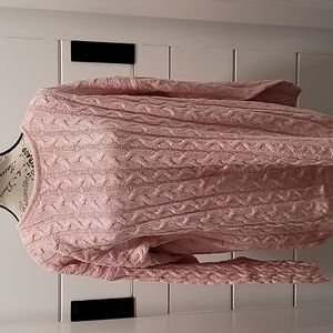 Cable Pattern Round Neck Sweater